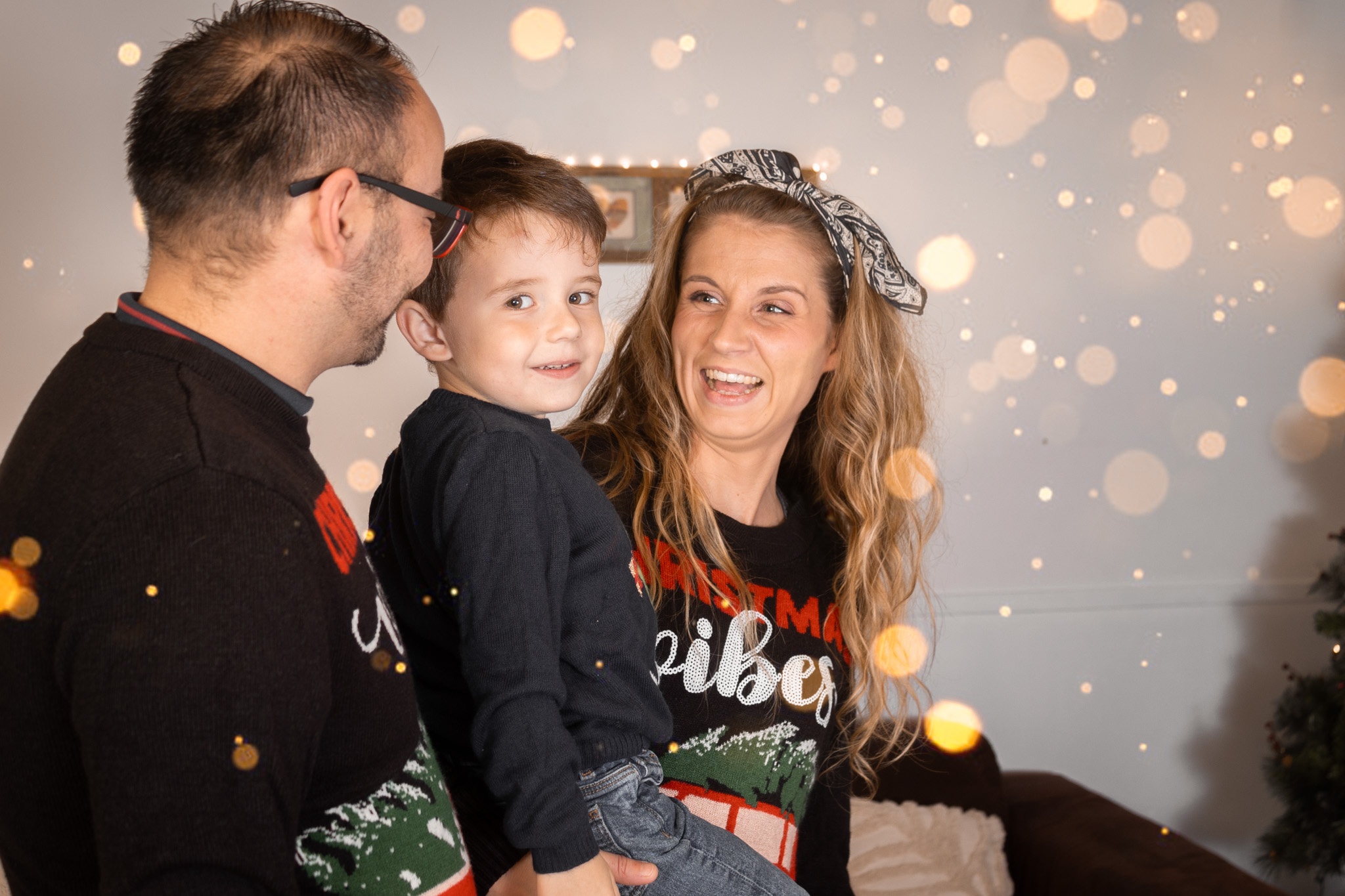 Séance de Noël de A. et ses parents